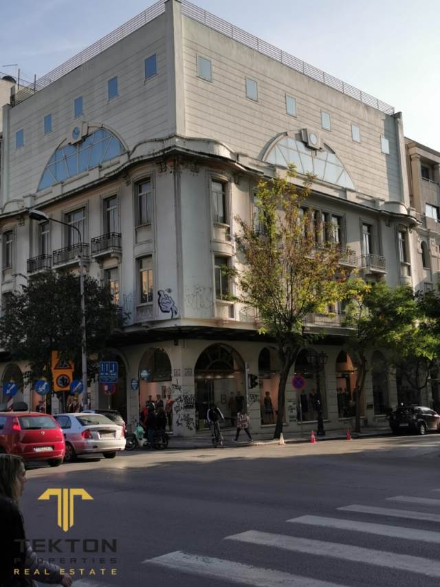 (Προς Πώληση) Επαγγελματικός Χώρος Κτίριο || Θεσσαλονίκη Κέντρο/Θεσσαλονίκη - 2.600 τ.μ, 8.000.000€ 