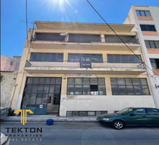 (For Sale) Commercial Building || Piraias/Piraeus - 900 Sq.m, 650.000€ 