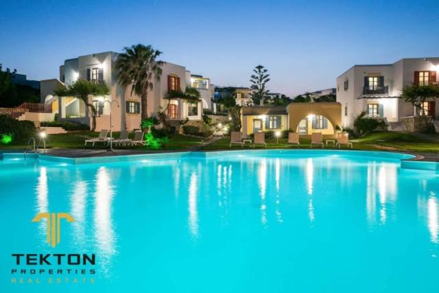 (For Sale) Commercial Complex || Cyclades/Paros - 4.500 Sq.m, 10.000.000€ 