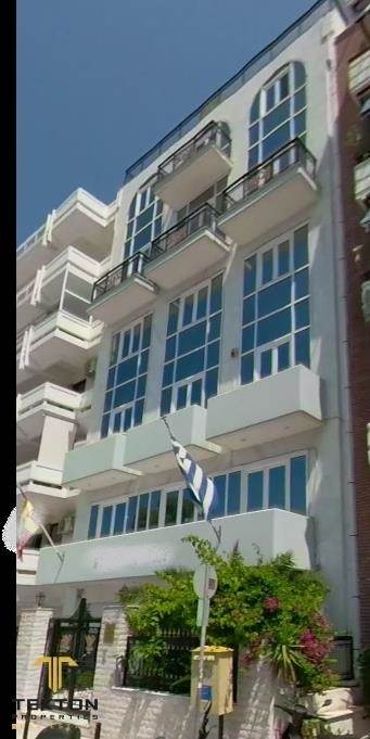 (For Rent) Commercial Building || Piraias/Piraeus - 570 Sq.m, 15.000€ 