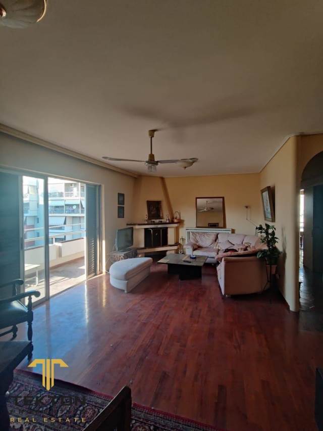 (For Sale) Residential Apartment || Athens South/Palaio Faliro - 105 Sq.m, 2 Bedrooms, 340.000€ 