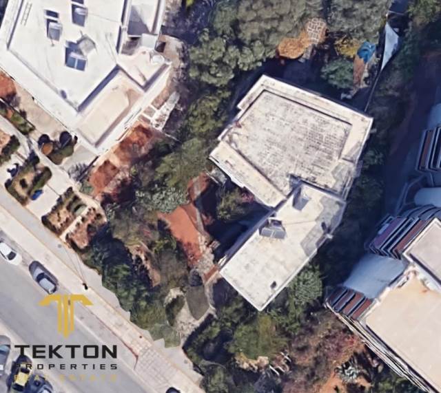 (Προς Πώληση) Αξιοποιήσιμη Γη Οικόπεδο || Αθήνα Νότια/Γλυφάδα - 825 τ.μ, 3.000.000€ 