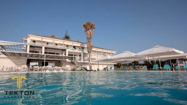 (For Sale) Commercial Hotel || Messinia/Filiatra - 1.800 Sq.m, 5.000.000€ 