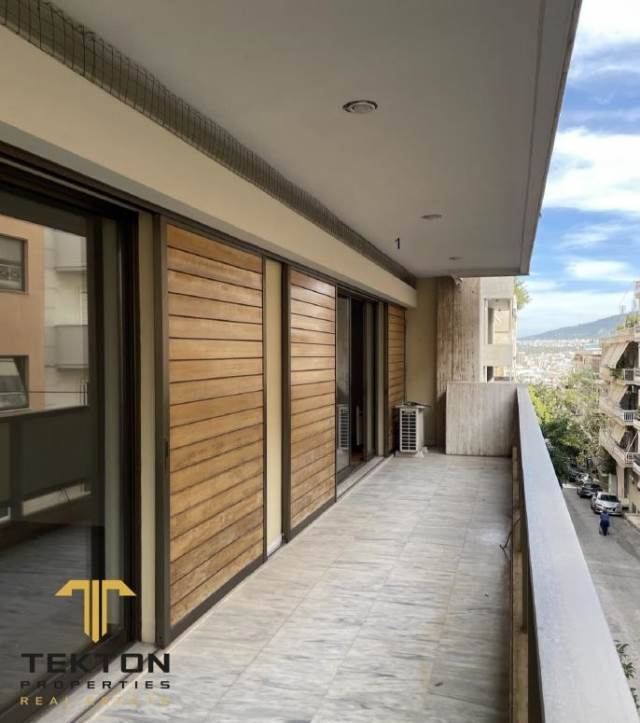 (For Sale) Residential Building || Athens Center/Athens - 858 Sq.m, 4.750.000€ 