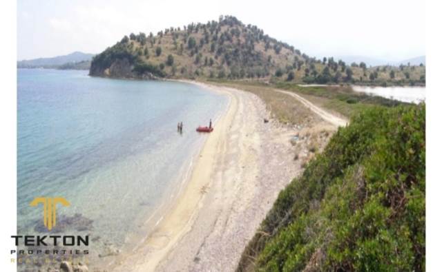 (For Sale) Land Large Land  || Evoia/Aidipsos - 5.053.000 Sq.m, 85.000.000€ 