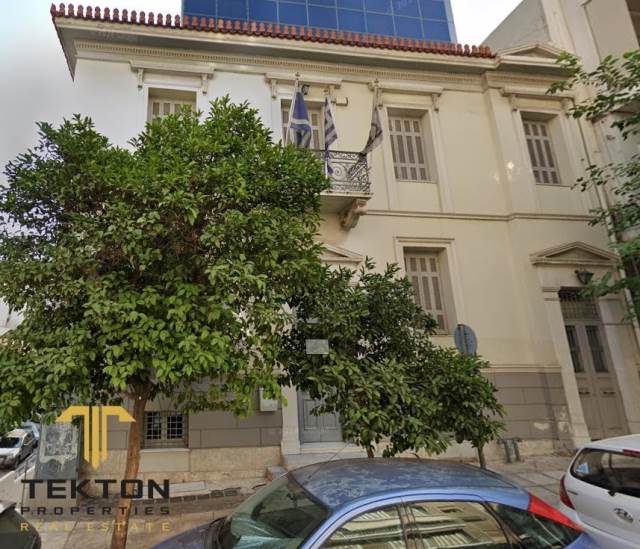 (Προς Πώληση) Επαγγελματικός Χώρος Κτήριο || Πειραιάς/Πειραιάς - 800 τ.μ, 1.700.000€ 