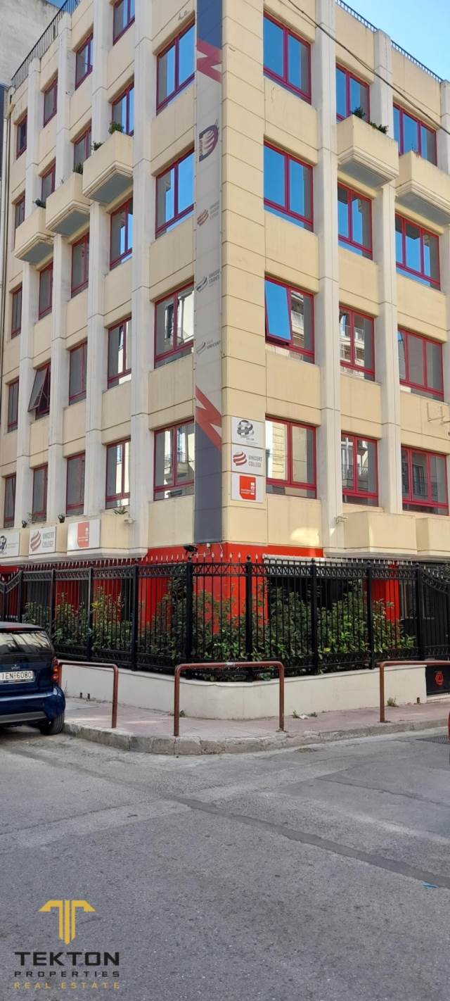 (Προς Πώληση) Επαγγελματικός Χώρος Κτήριο || Αθήνα Κέντρο/Αθήνα - 1.500 τ.μ, 2.500.000€ 