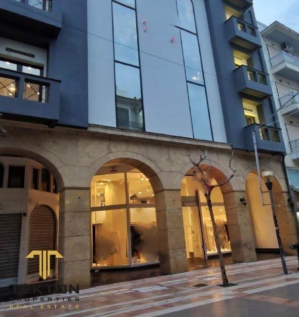 (For Sale) Commercial Building || Aitoloakarnania/Agrinio - 1.557 Sq.m, 1.750.000€ 