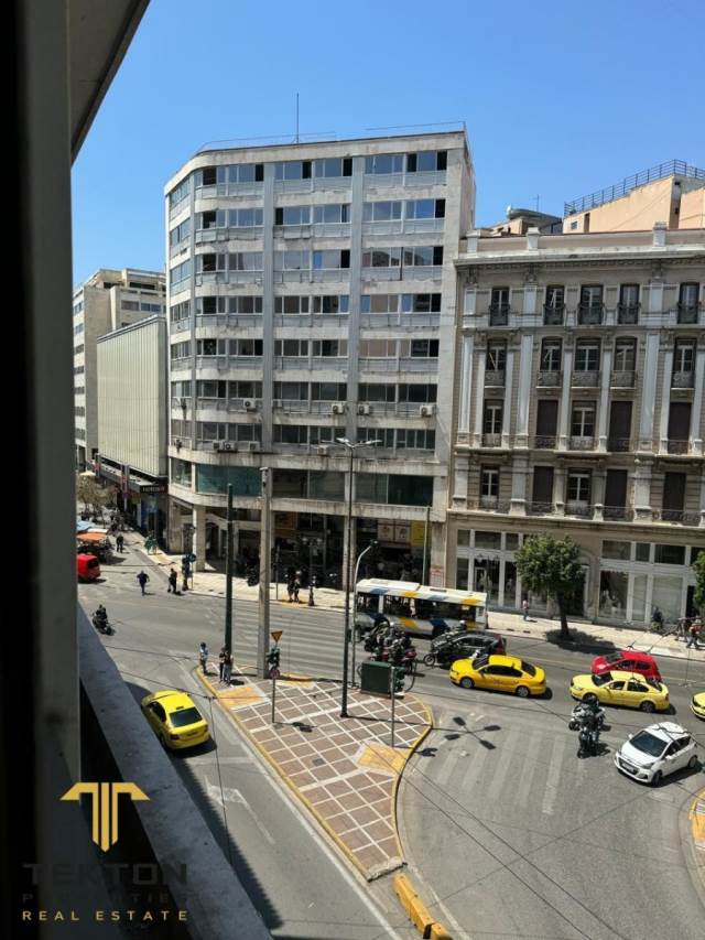 (Προς Ενοικίαση) Επαγγελματικός Χώρος Γραφείο || Αθήνα Κέντρο/Αθήνα - 900 τ.μ, 9.900€ 