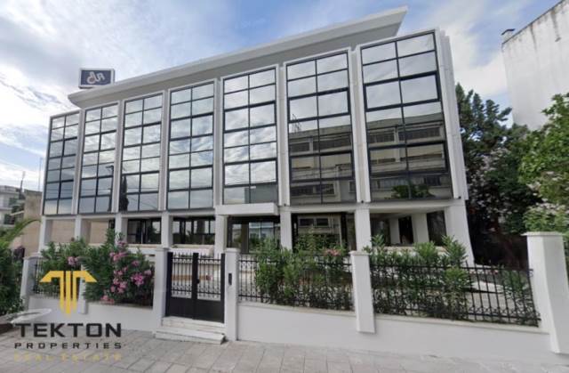 (For Sale) Commercial Building || Achaia/Patra - 7.400 Sq.m, 3.700.000€ 