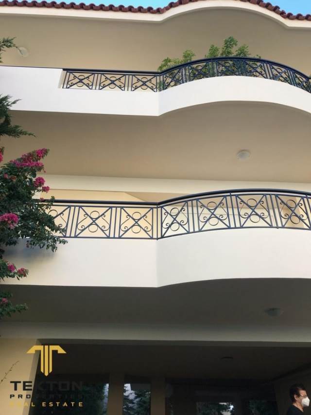 (For Rent) Residential Apartment || East Attica/Voula - 167 Sq.m, 3 Bedrooms, 2.300€ 