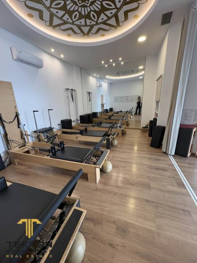 (Προς Πώληση) Επαγγελματικός Χώρος Επαγγελματικός Χώρος || Αθήνα Νότια/Γλυφάδα - 98 τ.μ, 35.000€ 