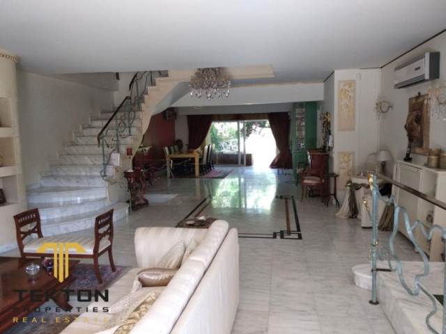 (For Sale) Residential Maisonette || East Attica/Vari-Varkiza - 306 Sq.m, 2.200.000€ 